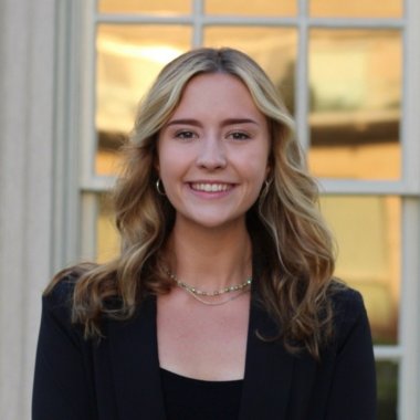 delaney novak headshot 4